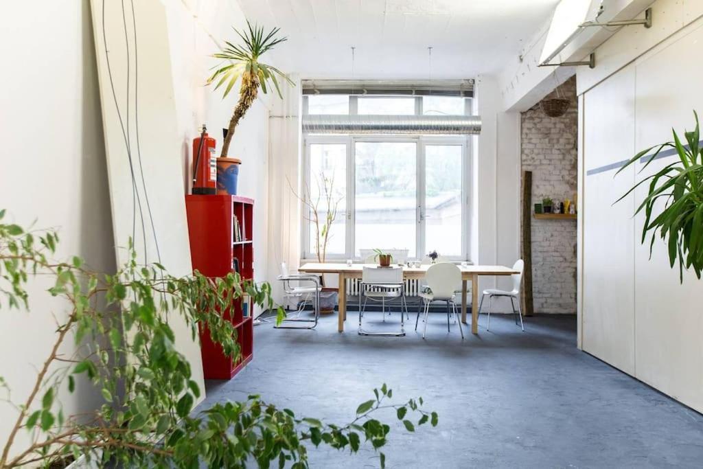 200Qm Loft For Friends And Family - On The Spree! Apartment Berlin Exterior photo