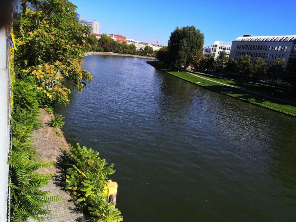 200Qm Loft For Friends And Family - On The Spree! Apartment Berlin Exterior photo